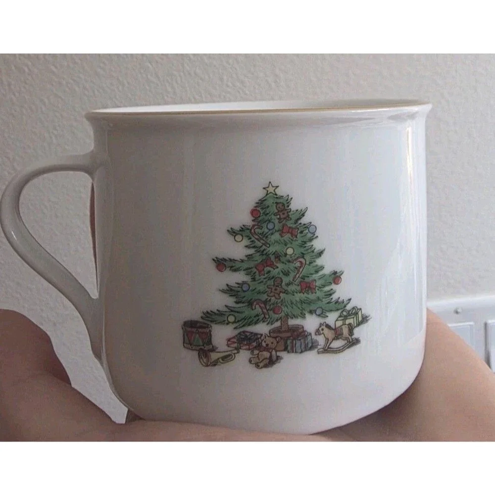 Tienshan Holiday Hostess Vintage Coffe Coffee Cup Mug Christmas Tree Gold Rimmed